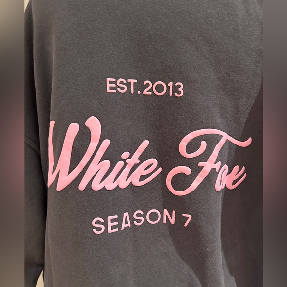 White Fox Season 7 grey and pink hoodie - Picture 5 of 10